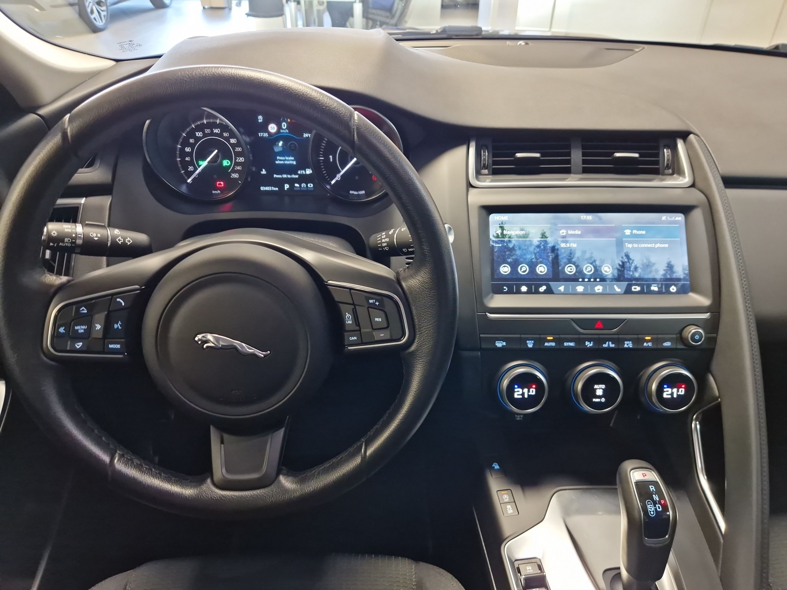 Jaguar E-Pace AWD D150