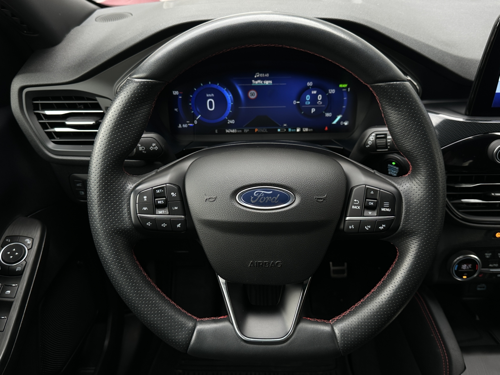 Ford Kuga ST-Line X Plug-In Hybrid