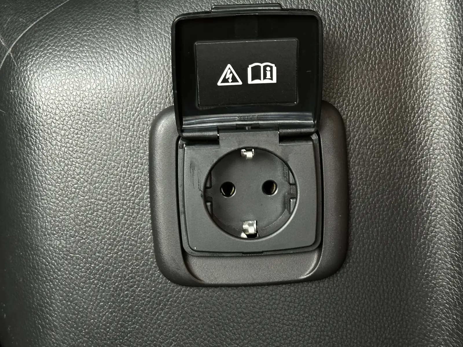 Mitsubishi Eclipse Cross PHEV AWD