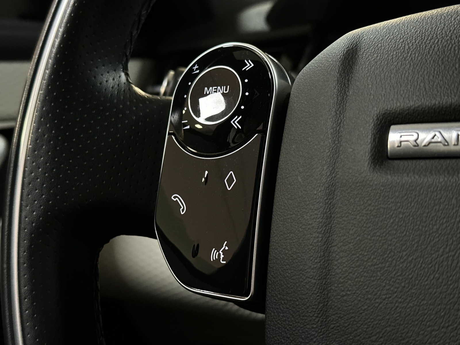 Land Rover Range Rover Velar R-Dynamic S