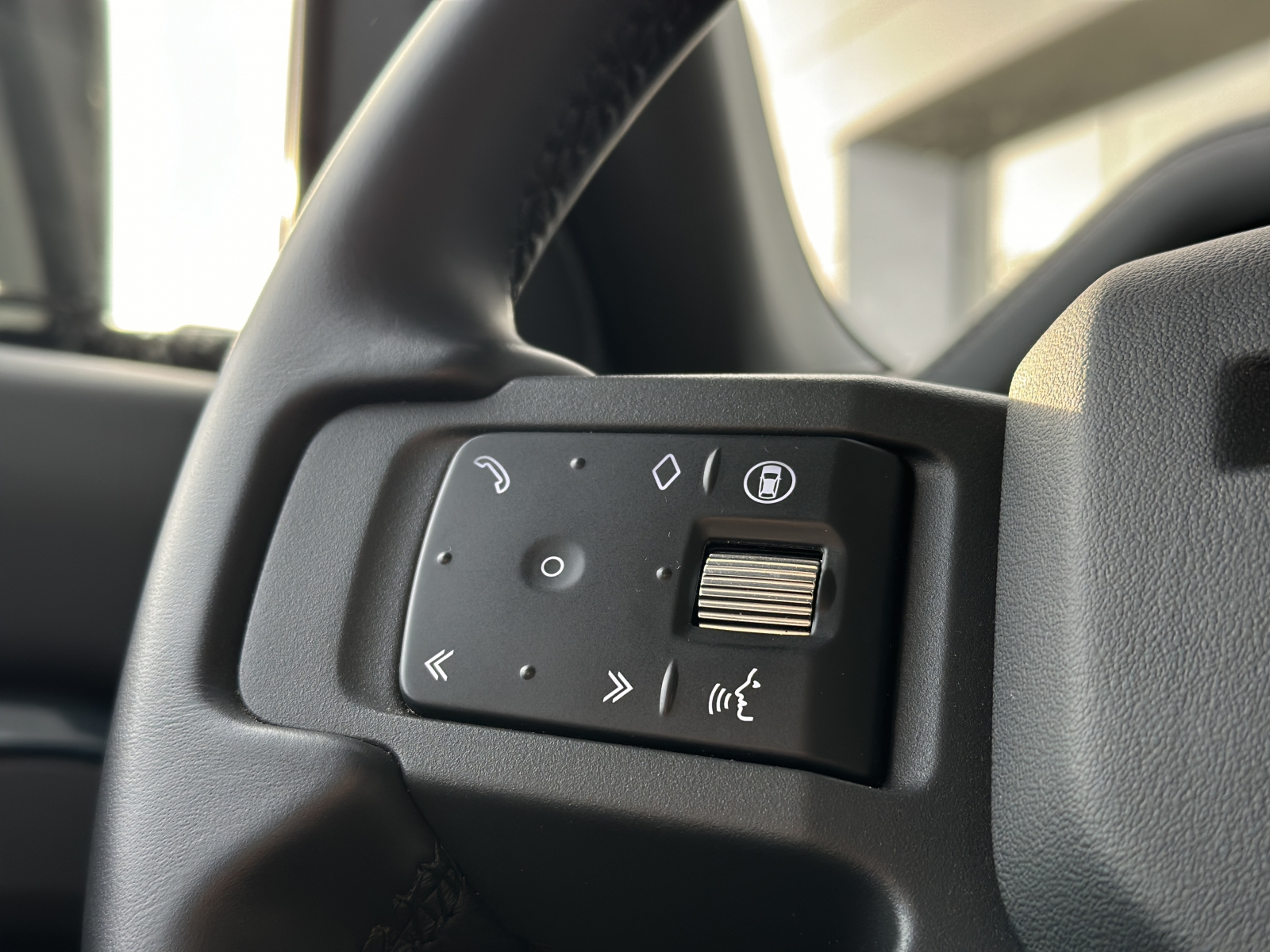 Land Rover Defender DEFENDER 90 D250 X-DYNAMIC HSE