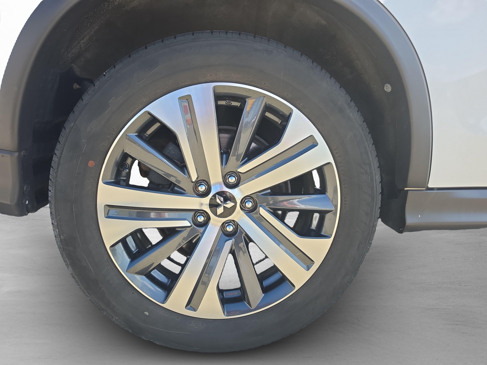Mitsubishi ASX Blackout
