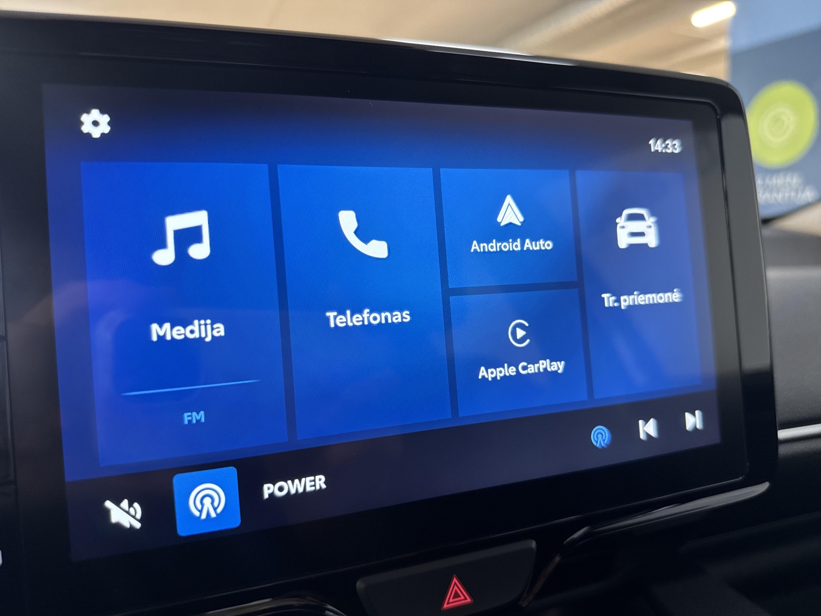 Mazda 2 Hybrid Centre-Line