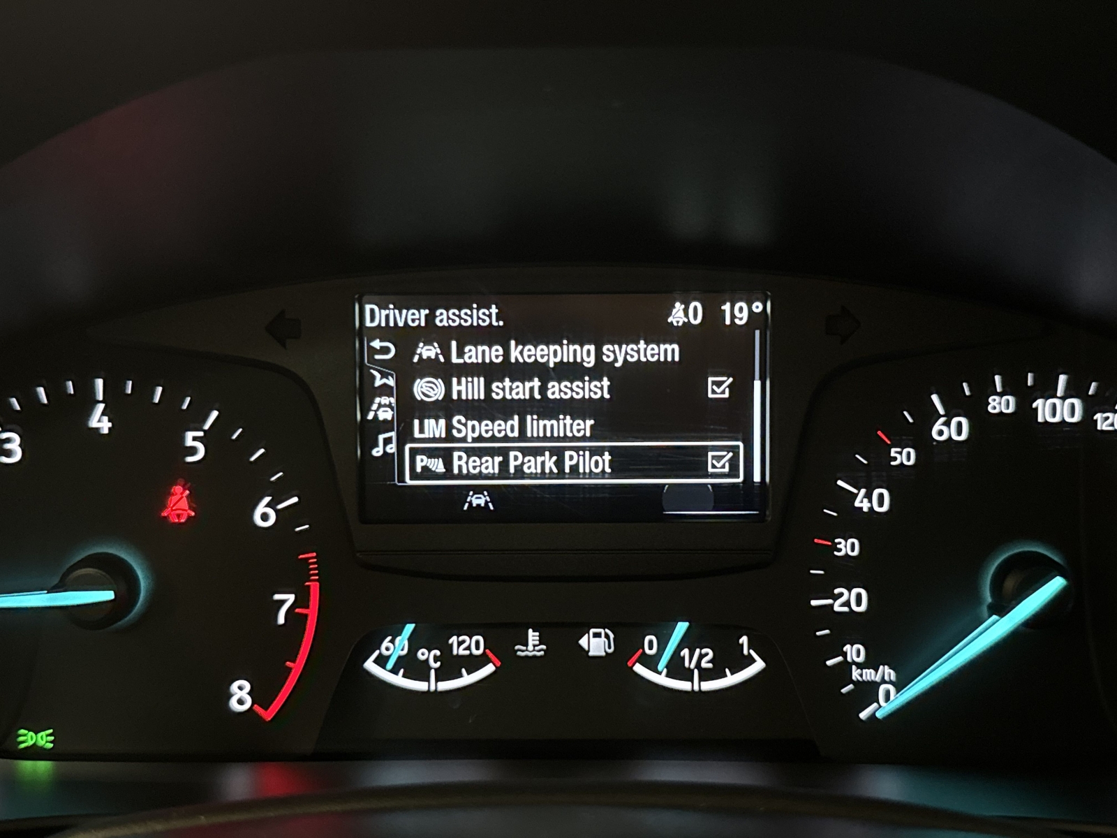 Ford Focus 5D Trend