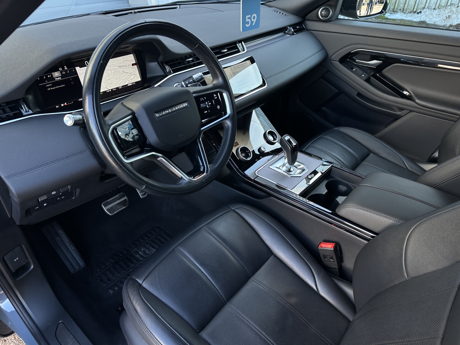 Land Rover Range Rover Evoque P300E Plug-In Hybrid AWD R-Dynamic SE