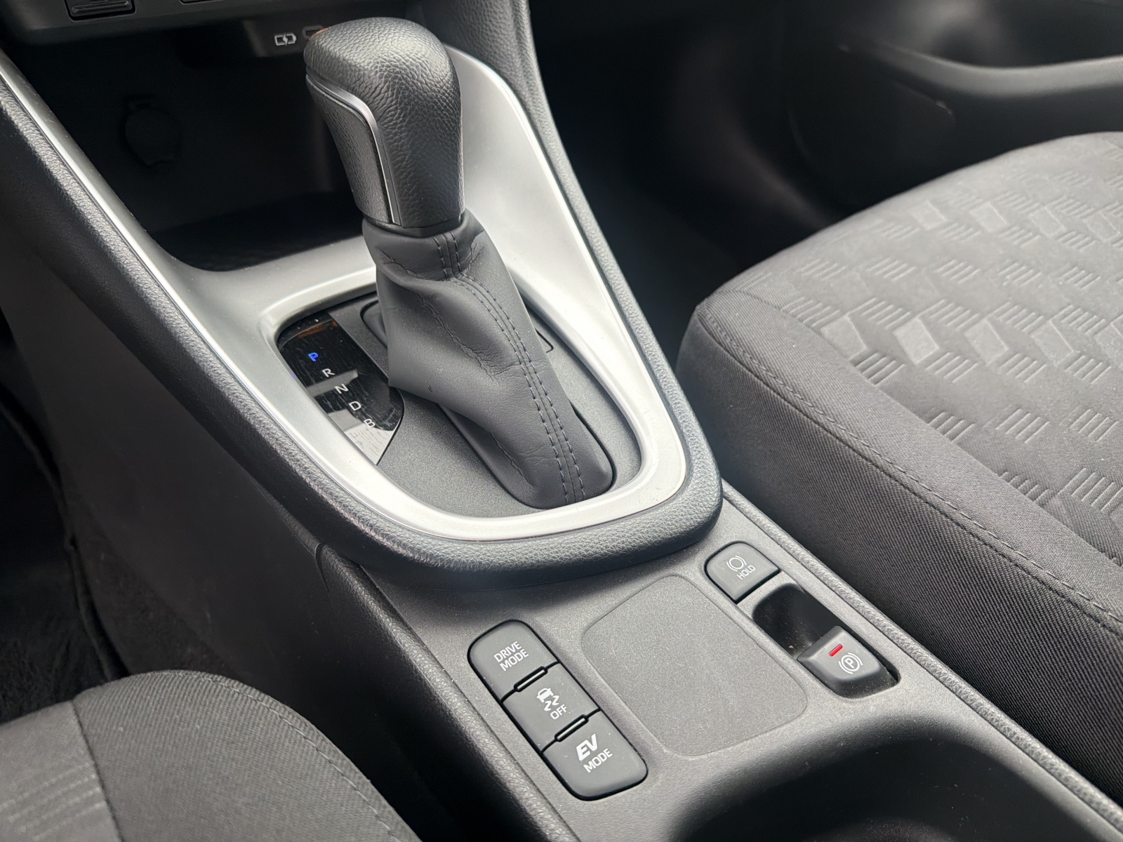 Mazda 2 Centre-line