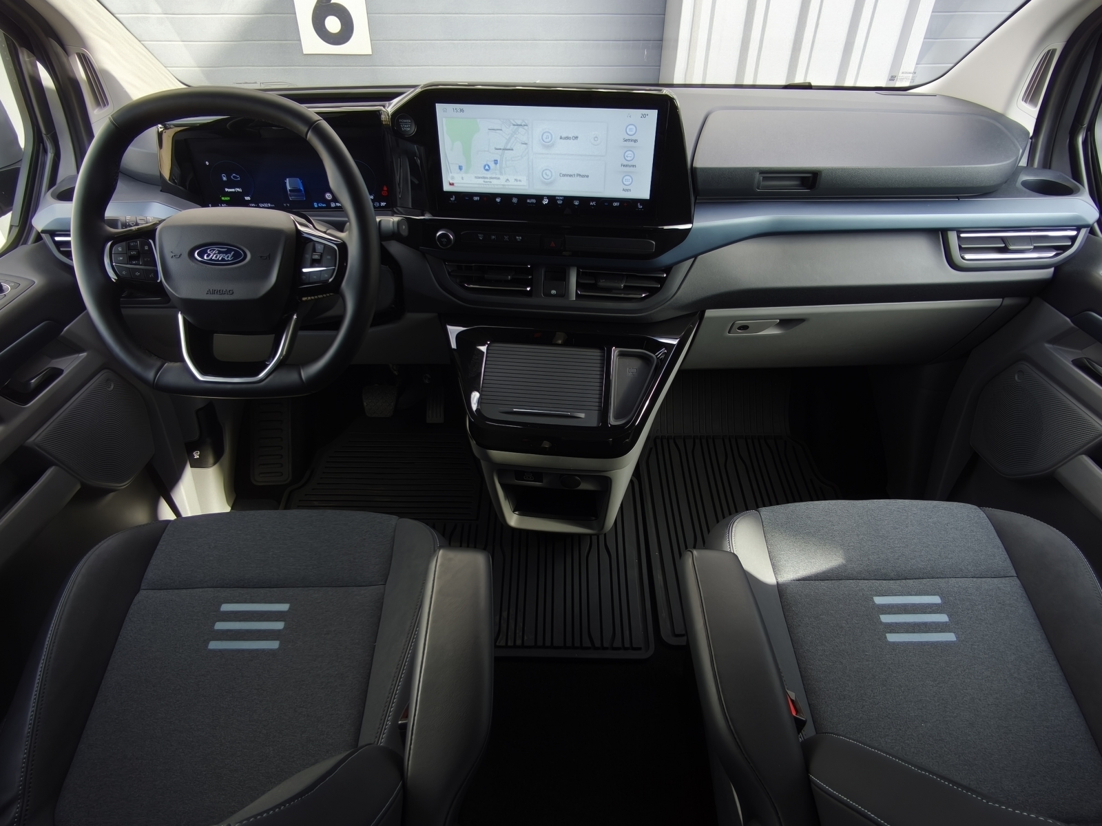 Ford Tourneo Custom Active PHEV