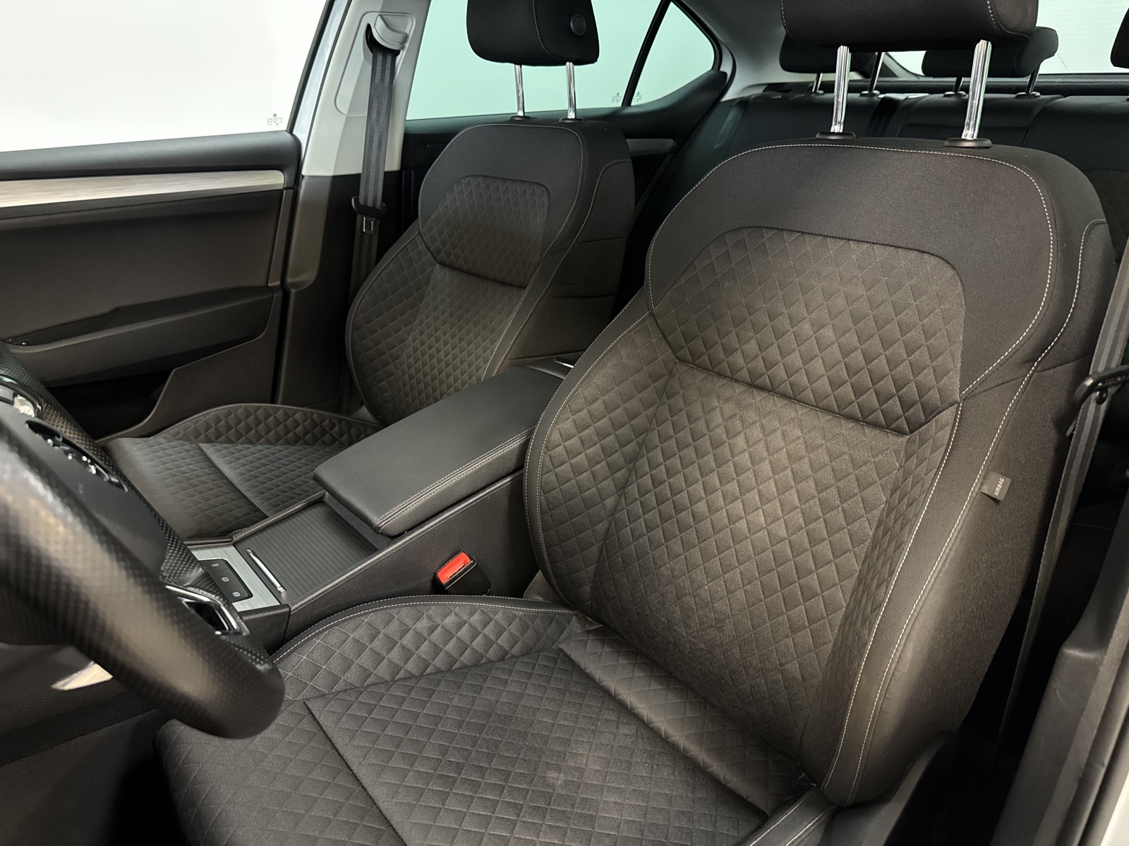 Skoda Superb HB 4x4