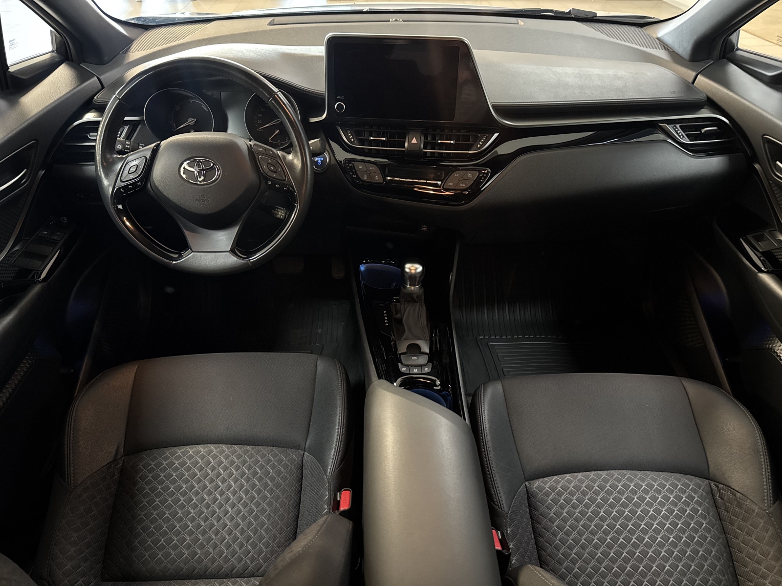 Toyota C-HR 2WD