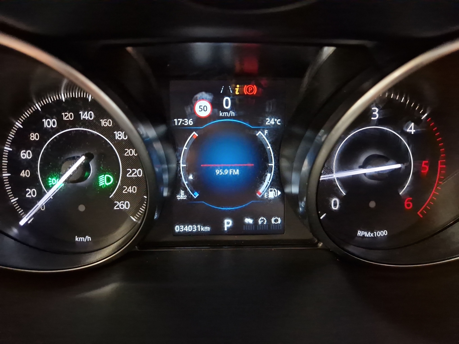 Jaguar E-Pace AWD D150
