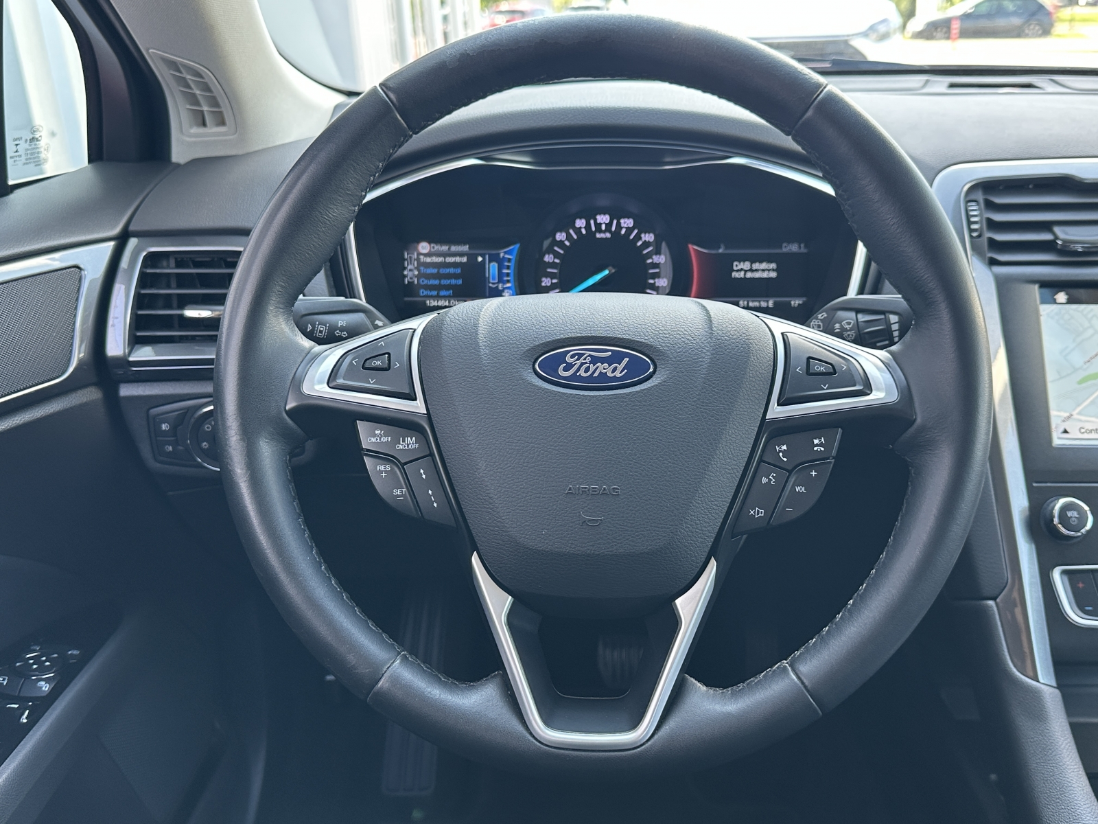 Ford Mondeo Titanium Hybrid
