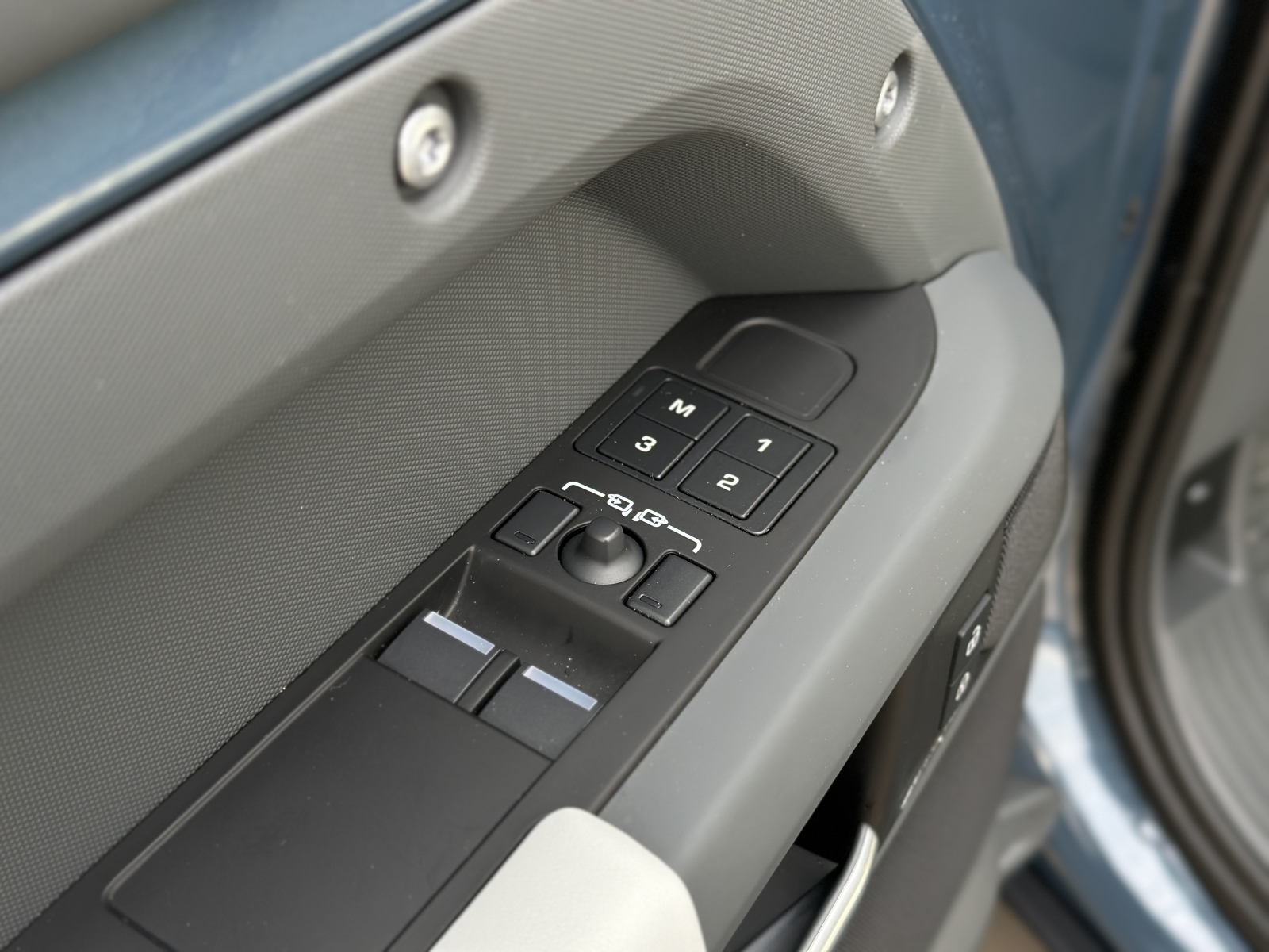 Land Rover Defender DEFENDER 90 D250 X-DYNAMIC HSE