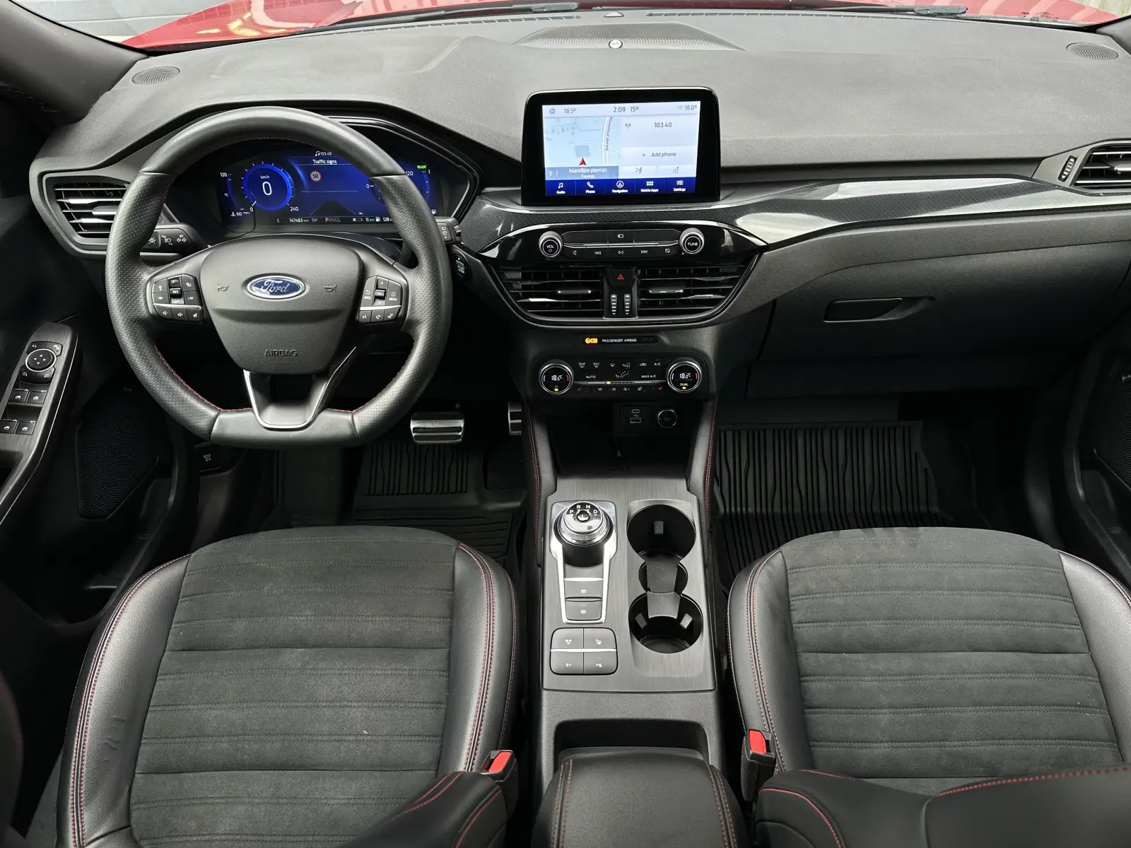 Ford Kuga ST-Line X Plug-In Hybrid