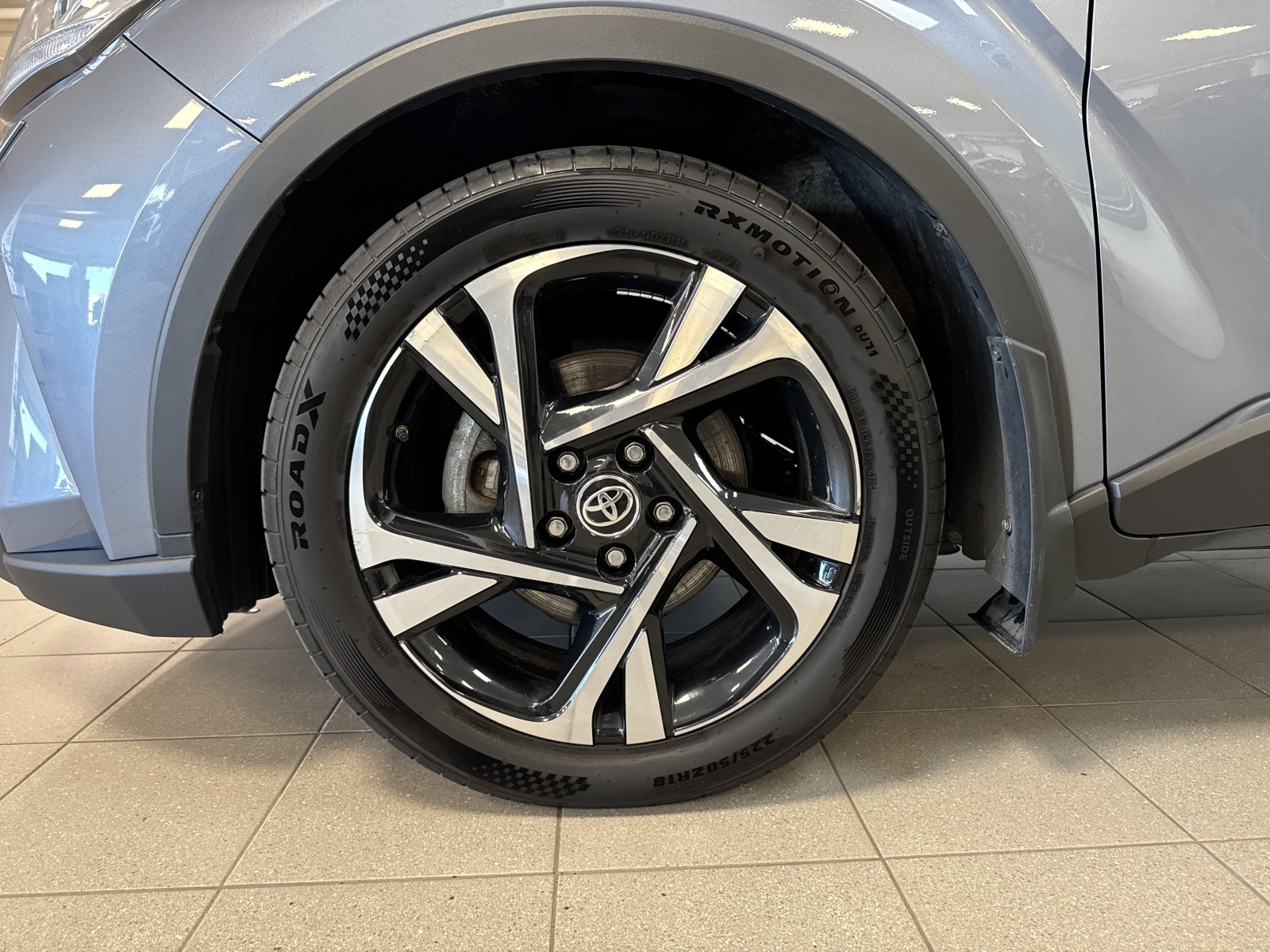 Toyota C-HR 2WD