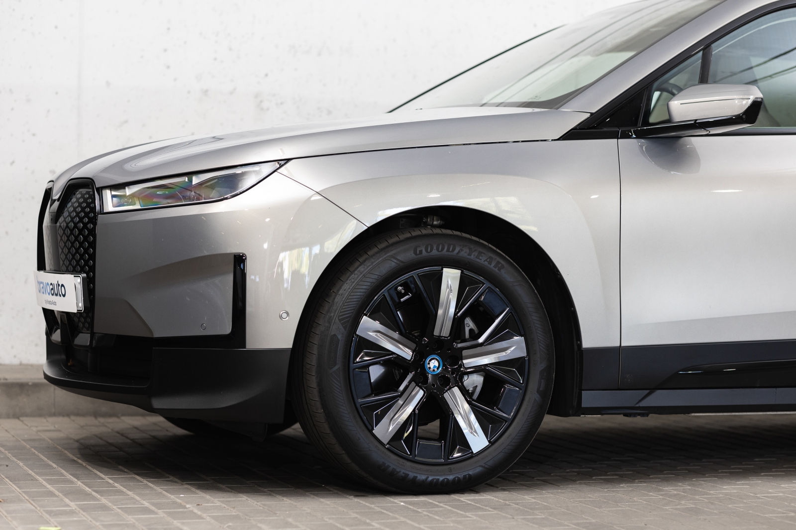BMW iX xDrive50e