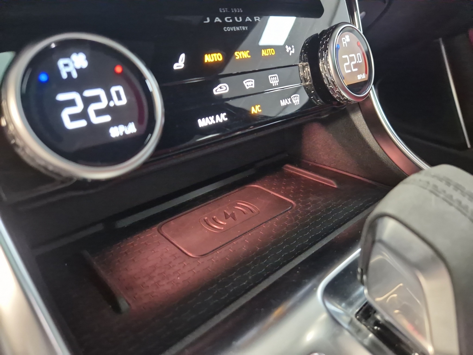 Jaguar XF AWD P300 SPORT