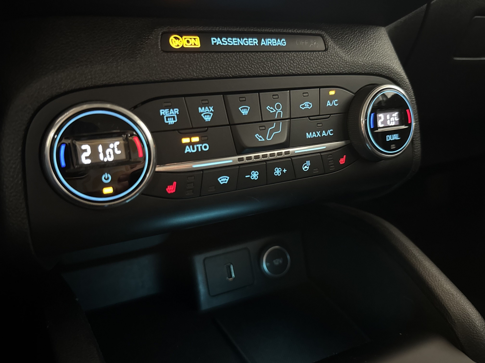 Ford Focus 5D Trend