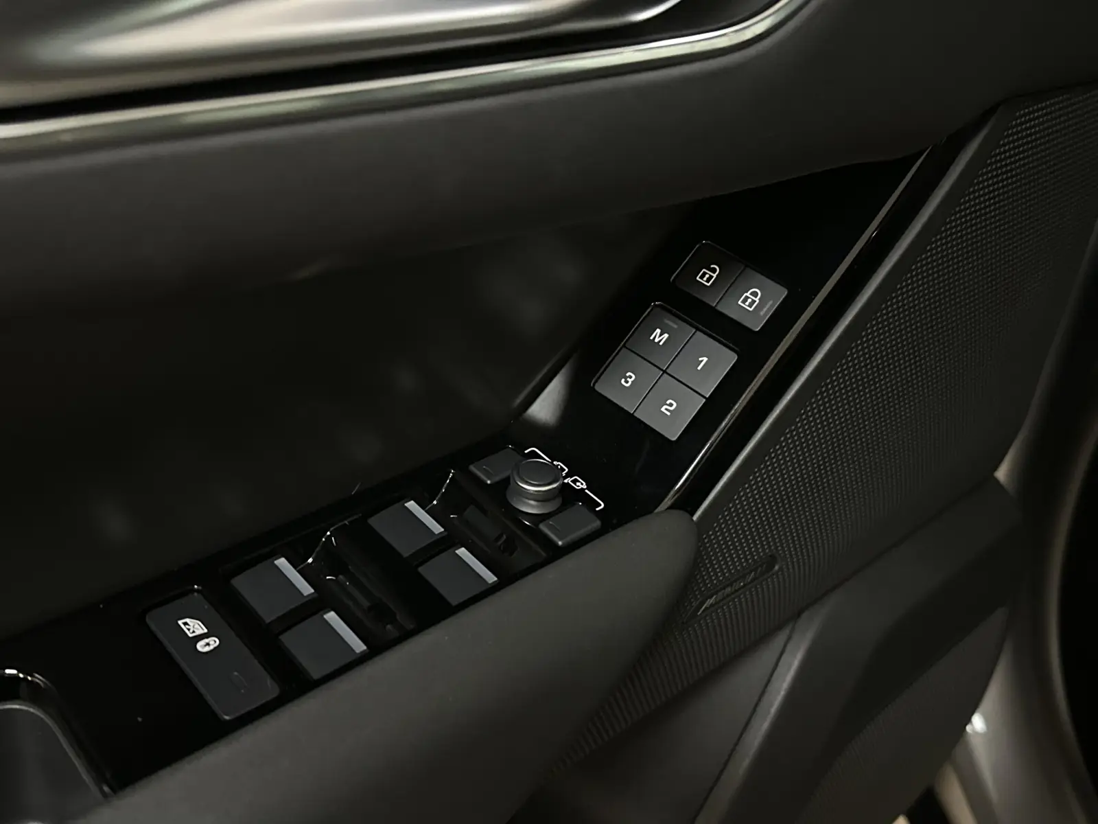 Land Rover Range Rover Velar D200 Dynamic SE