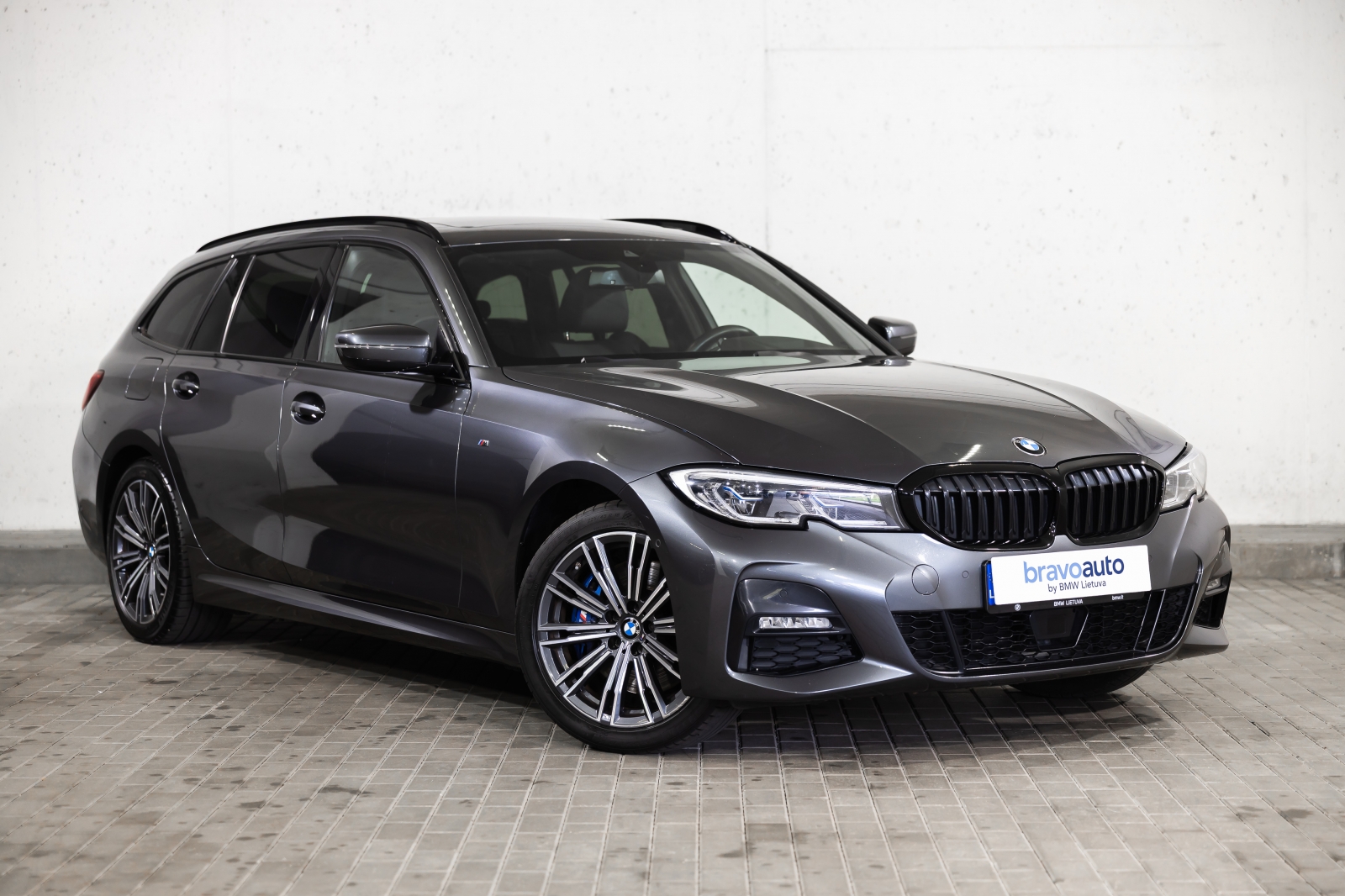 BMW 330 e