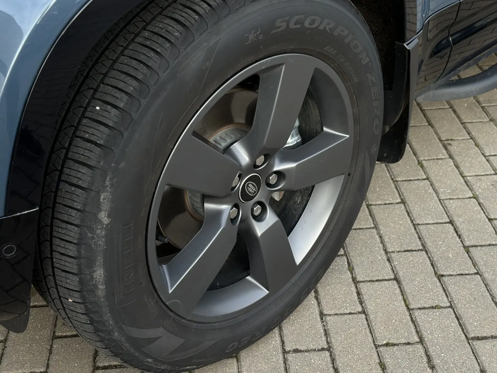 Land Rover Defender DEFENDER 90 D250 X-DYNAMIC HSE