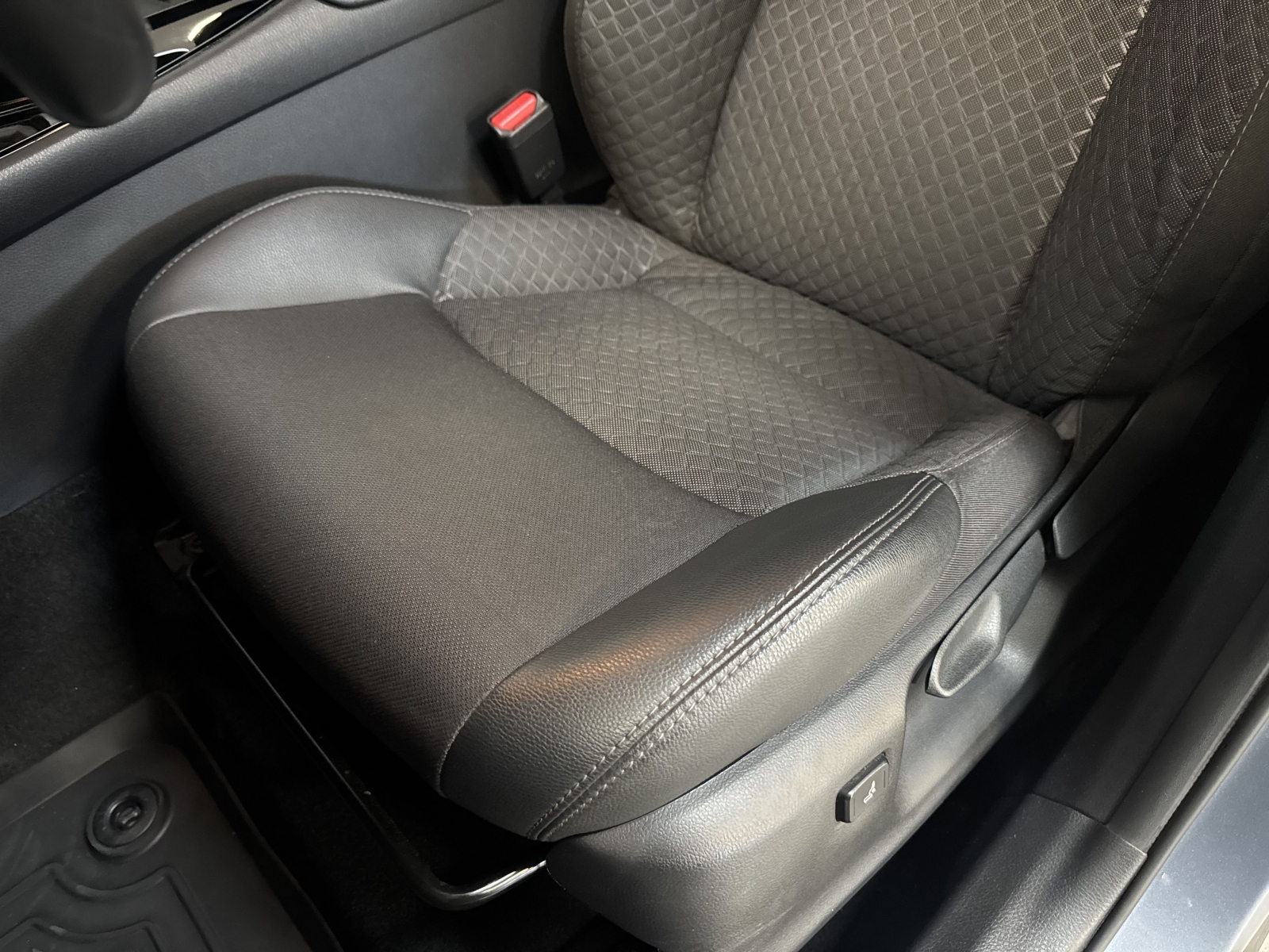 Toyota C-HR 2WD
