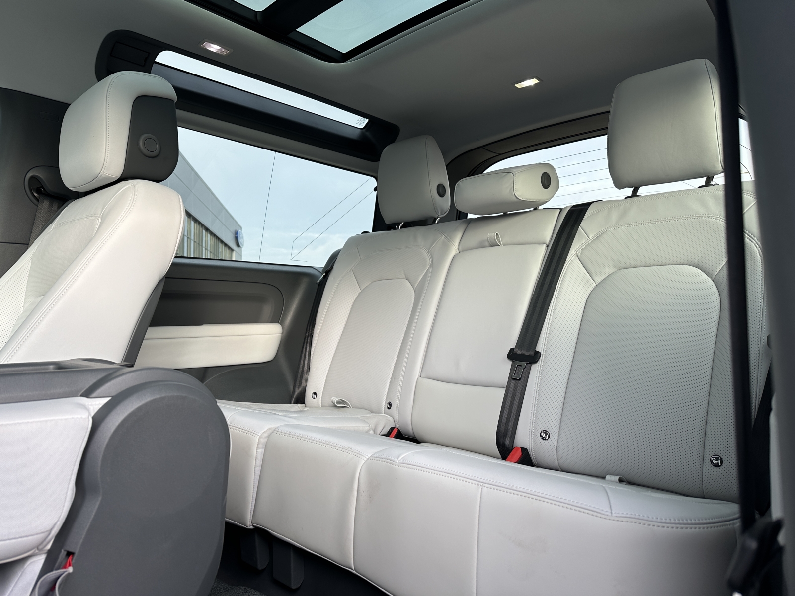 Land Rover Defender DEFENDER 90 D250 X-DYNAMIC HSE